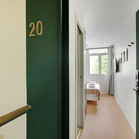 Апартаменты Cosy And Modern - 2p - *