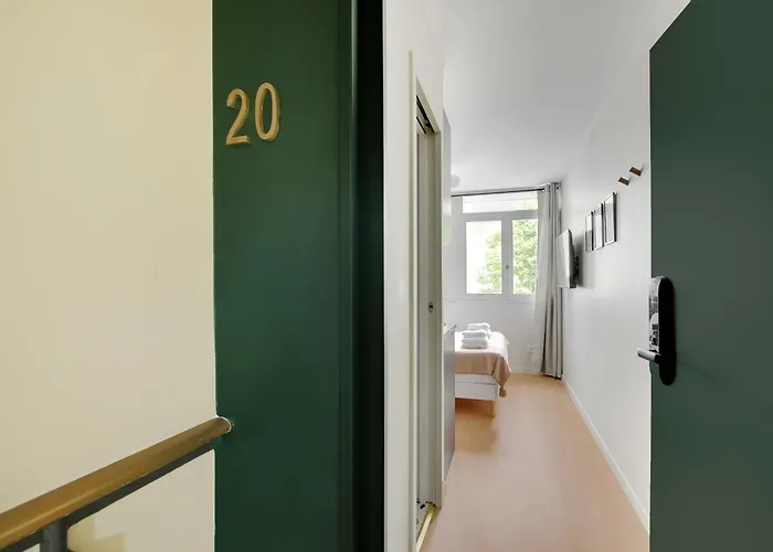 Апартаменты Cosy And Modern - 2p - *