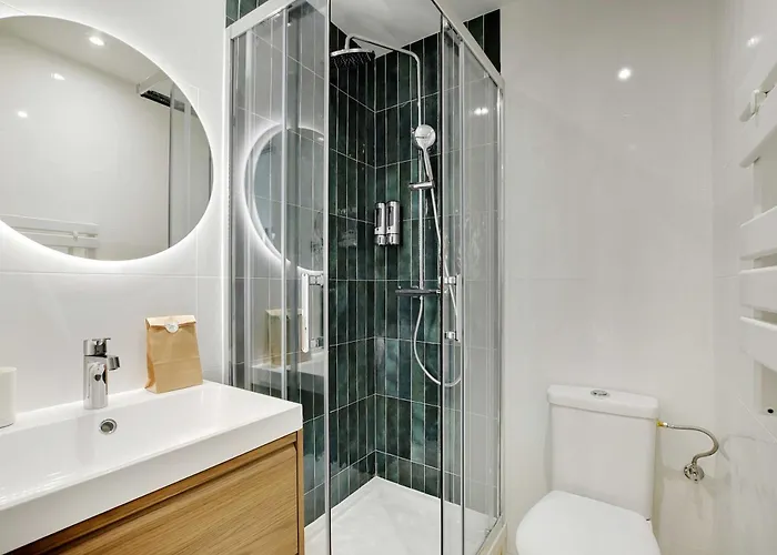 Cosy And Modern - 2p - *